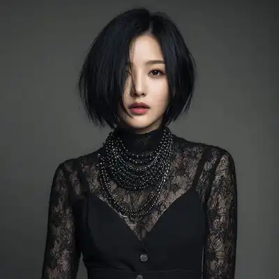 袁玉英